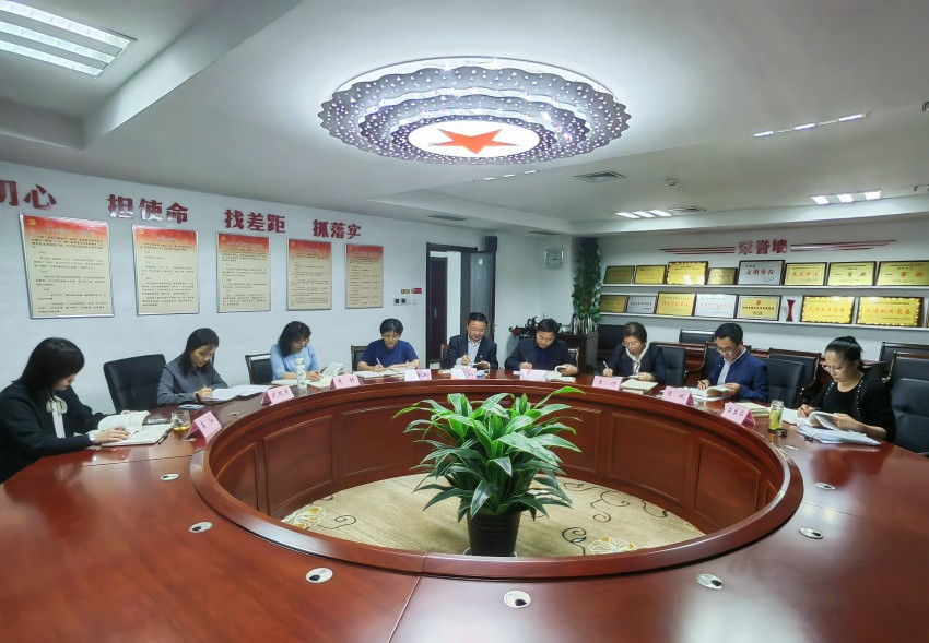 读书班5_副本.jpg