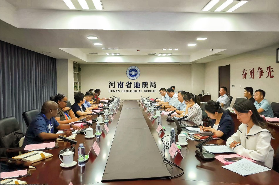 南非代表团2_副本2.jpg